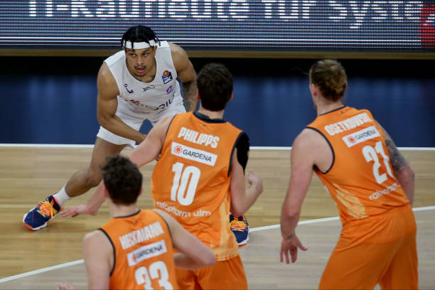 成都错综复 成都错综复